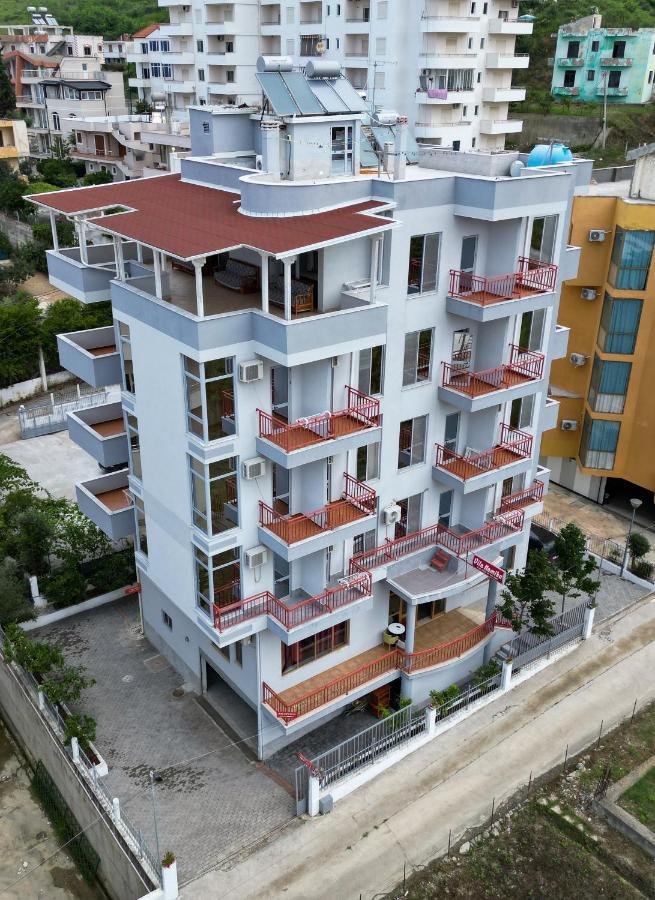 Vila Namiku Hotel Durres Exterior photo