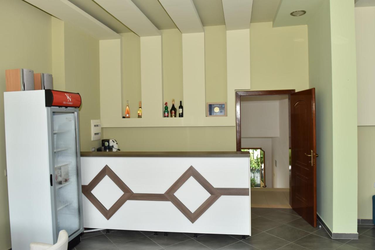 Vila Namiku Hotel Durres Exterior photo